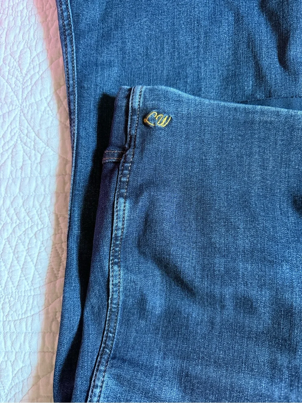 Wrangler Lainey Wilson High-Waist Dark Blue Flare Jeans for Women 34x34